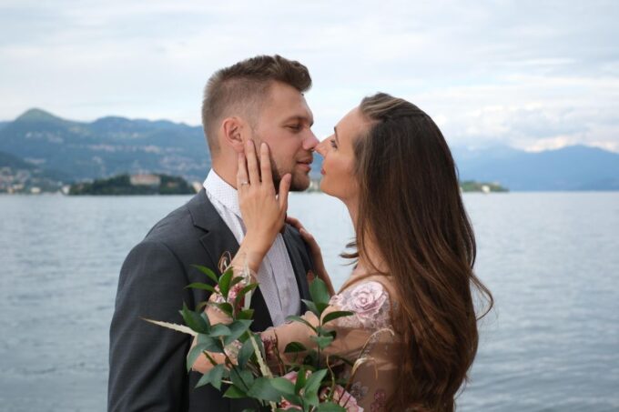 Lake Maggiore: Romantic Couple Photoshooting on the Islands. - Meeting Point and Directions