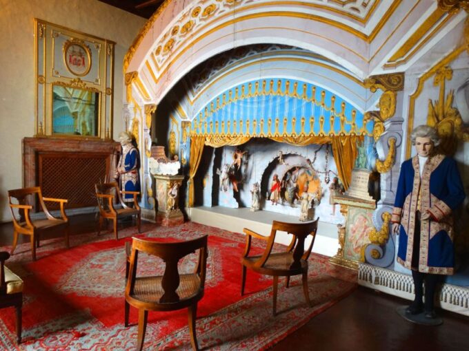 Lake Maggiore: Stresa and Isola Madre Private Tour - Tour Duration and Languages