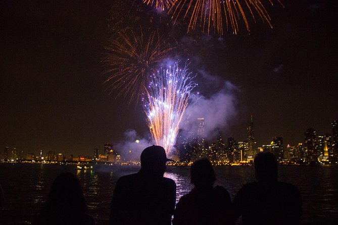 Lake Michigan Fireworks Cruise in Chicago - Included in the Package