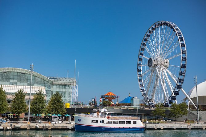 Lake Michigan Skyline Cruise in Chicago - Group Size and Pet Policy