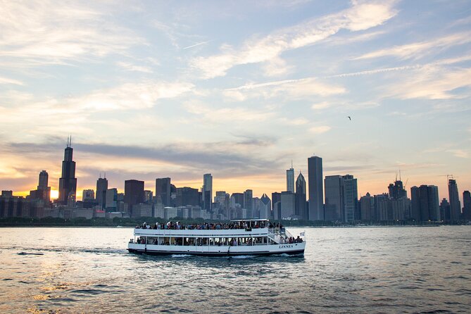 Lake Michigan Sunset Cruise in Chicago - Chicago Landmarks