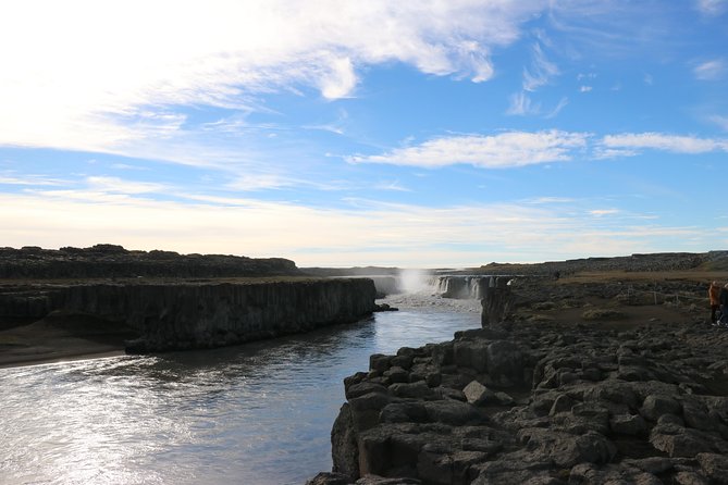 Lake Mývatn and Powerful Dettifoss Day Tour From Akureyri - Tour Duration and Group Size