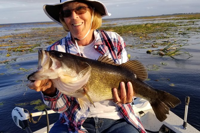 Lake Okeechobee Fishing Trip Near Fort Myers - No Fish No Pay Guarantee