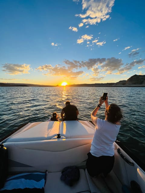 Lake Powell: Antelope Canyon Photo Tour by Small Boat - Getting to the Starting Location