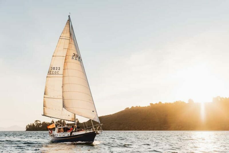Lake Taupo: Classical Sailing to the Mori Rock Carvings - Lake Taupo: Classical Sailing to the Mori Rock Carvings — A Balanced, Authentic Adventure