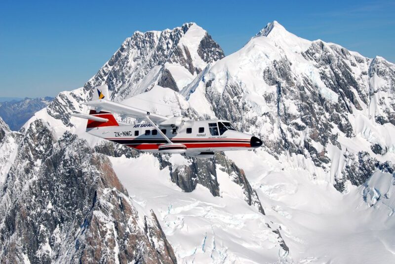 Lake Tekapo: 50-Minute Mount Cook and Beyond Scenic Flight - Scenic Flight Experience