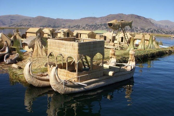 Lake Titicaca (Full Day) Uros & Taquile - Visiting Uros