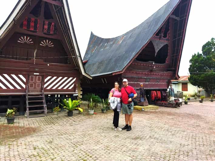 Lake Toba Fullday Tour From Medan - Customer Reviews