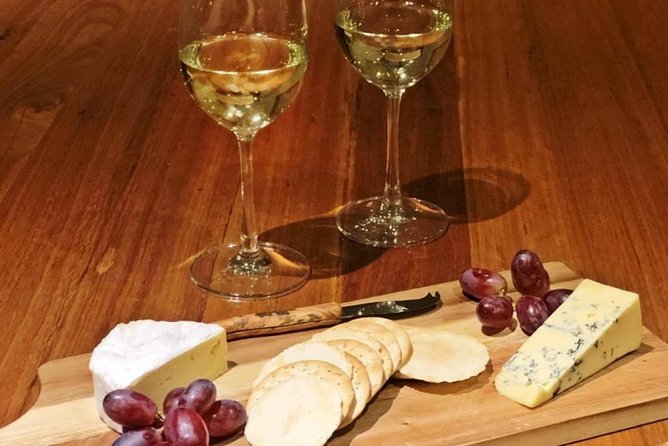 Lake Wanaka 1-Hour Cruise Including Wine and Cheese Board - Accessibility and Transportation