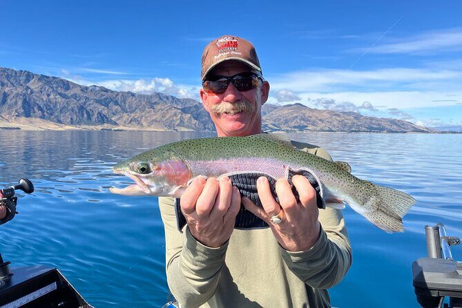 Lake Wnaka: 3 hour Fishing Adventure by Boat - An In-Depth Look at the 3-Hour Fishing Adventure