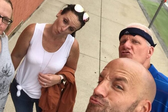 Lakeland City Scavenger Hunt Excursion by Crazy Dash - What to Expect on the Tour