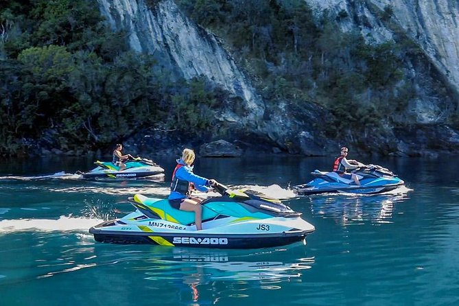 Lakeland Jet Ski Adventure Tour - Lake Wanaka - Guided Exploration of Islands and Bays