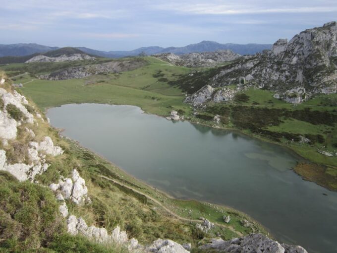 Lakes of Covadonga: Mountain Route for All Audiences - Meeting Point and Duration