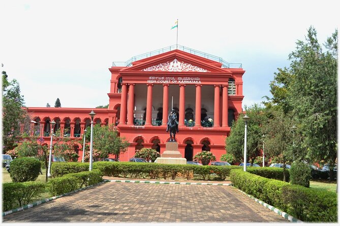 Lalbagh+Bull Temple+Tipu Palace+Market+Lunch=Bangalore City Tour - Lalbagh Botanical Garden Exploration