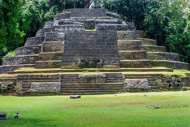Lamanai and Scenic Boat Ride Along the New River Lagoon - Carved Stela and Colonial Legacies