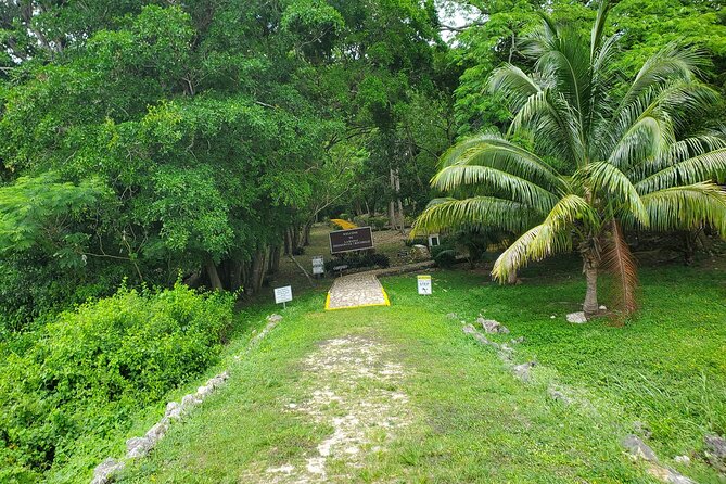Lamanai Day Tour - Mayan Culture and History