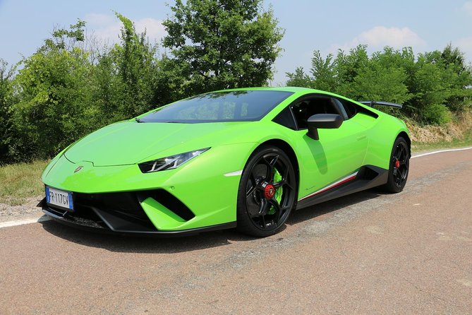 LAMBORGHINI HURACAN PERFORMANTE - Driving Experience in Maranello - Requirements