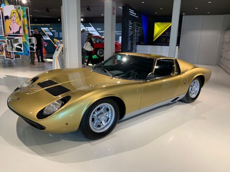 Lamborghini World Vip Experience - 2 Test Drives Included - Test Drive Details