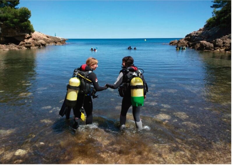 Lametlla De Mar: Sea Diving With Instructor - Key Points