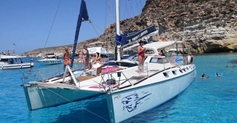 Lampedusa: Catamaran Tour Around the Island With Lunch - Key Points