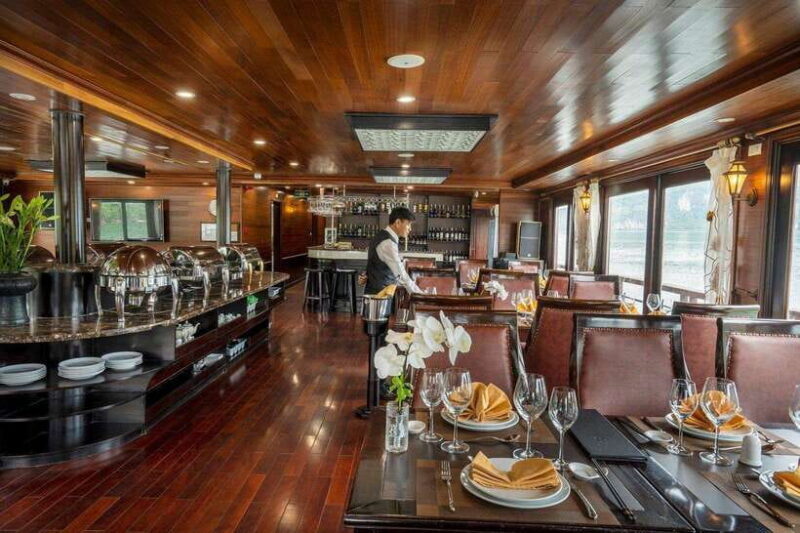 Lan Ha Bay 2 Days 1 Night 5 Star Cruise Classic Style - Key Points