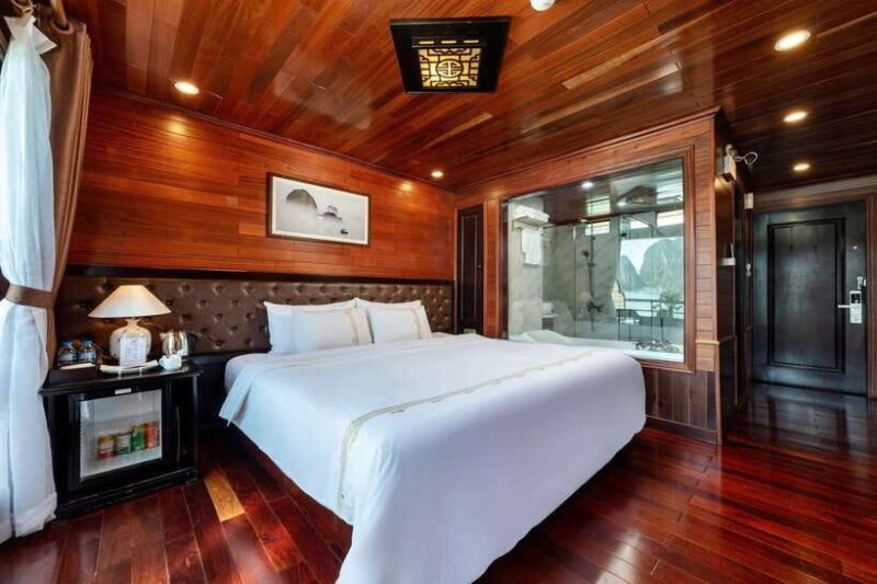 Lan Ha Bay 2 Days 1 Night 5 Star Cruise Classic Style - Meeting Point and Packing Essentials