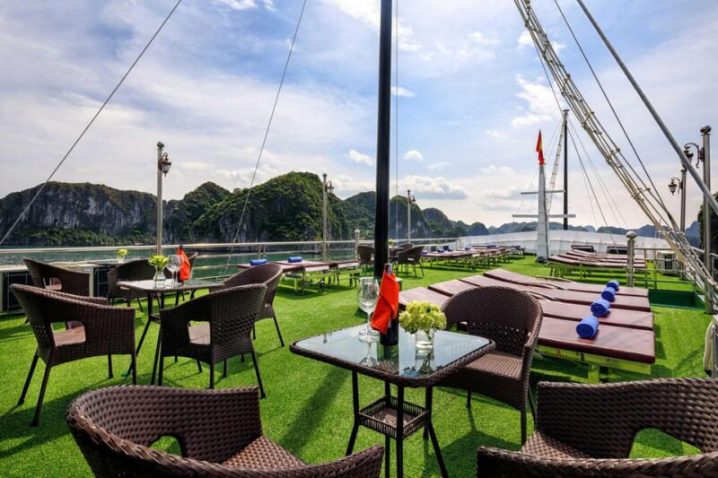 Lan Ha Bay 2-Days in Less Tourist Area (Nb - Cruise - Hanoi) - Guidance and Information