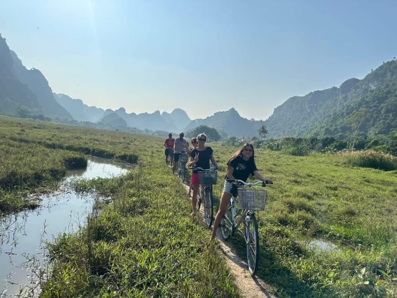 Lan Ha Bay-Cat Ba Island 2D1N Cruise: Meals, Kayaking-Biking - Meals Included