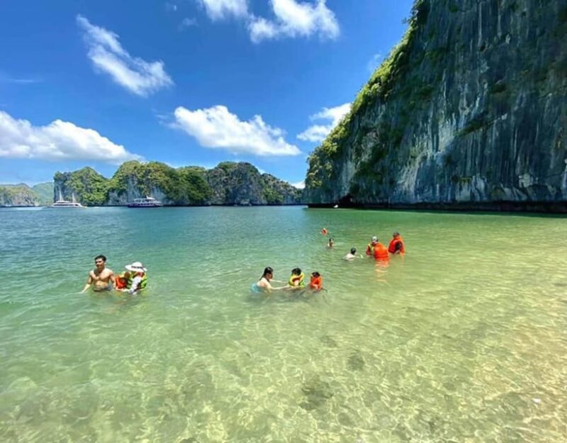Lan Ha Bay From Cat Ba Island: Cruise and Kayak Tour - Itinerary and Activities
