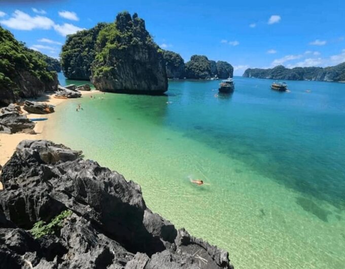 Lan Ha Bay From Cat Ba Island: Cruise and Kayak Tour - Lunch and Sunset Party