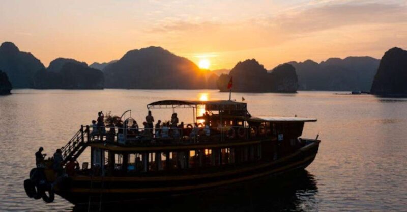 Lan Ha Bay - Ha Long Bay Boat Tour,kayak,snorkel,Caves - Key Points