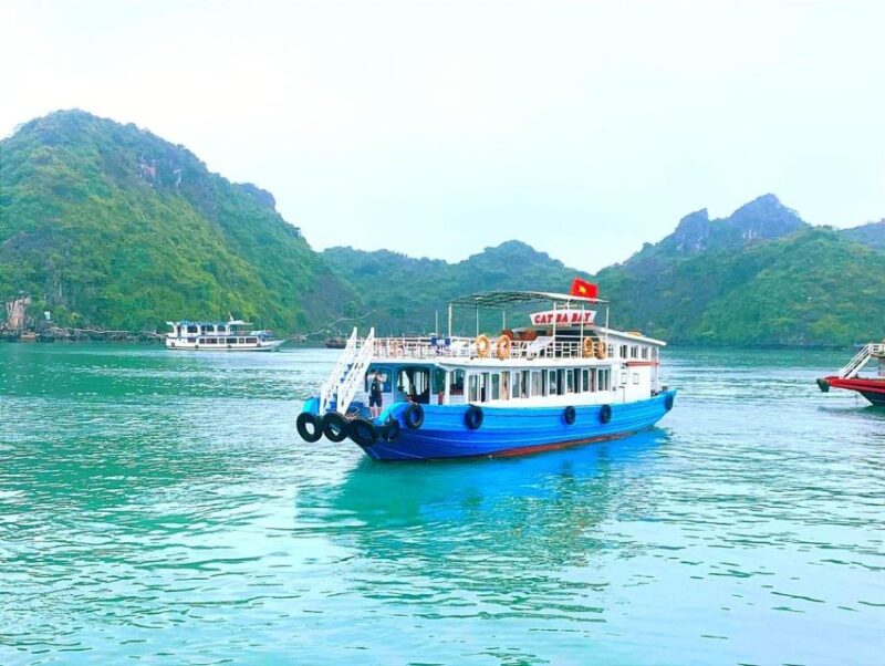 Lan Ha Bay - Ha Long Bay Boat Tour,kayak,snorkel,Caves - Experienced Tour Guide