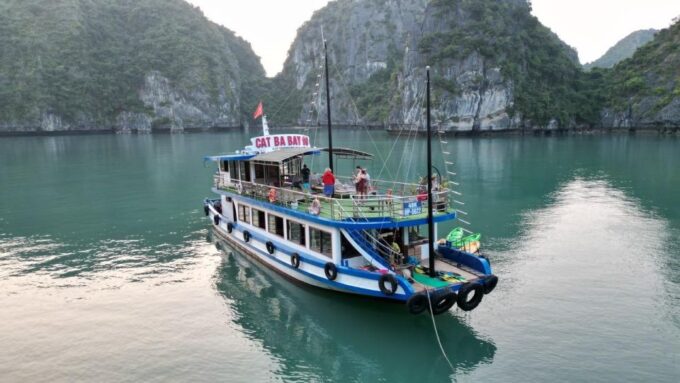 Lan Ha Bay - Ha Long Bay Boat Tour,kayak,snorkel,Caves - Getting to the Tour