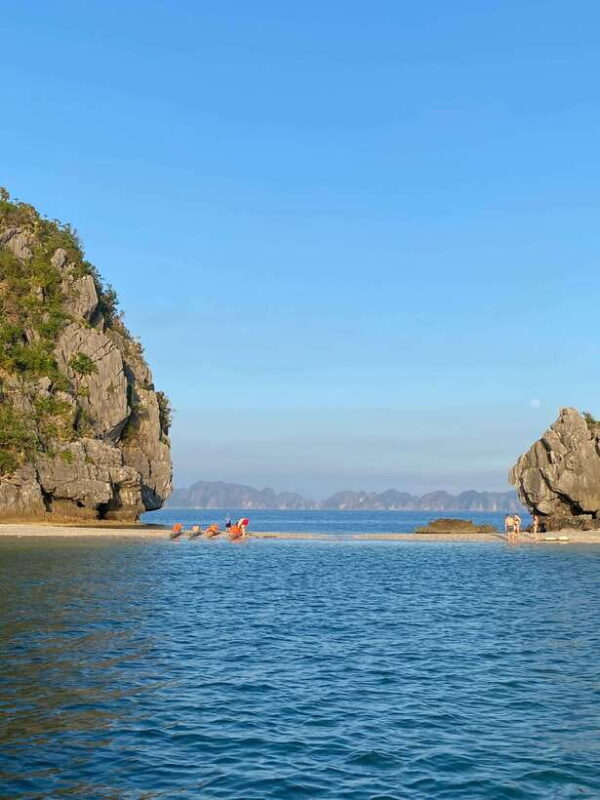 Lan Ha Bay : Kayak & Swim ( Small Group ) - Key Points