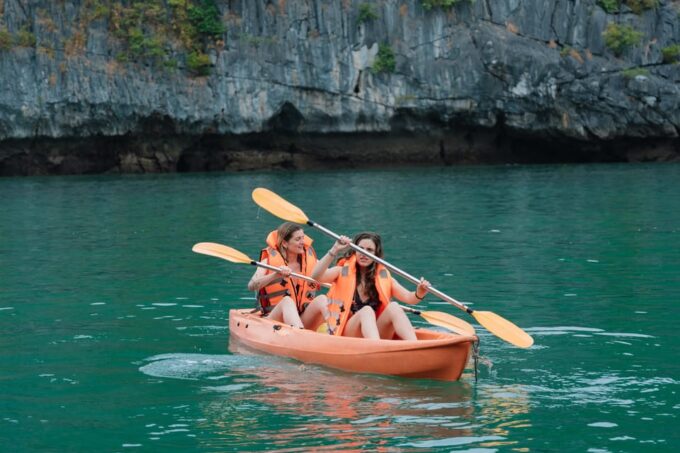 Lan Ha - Cat Ba Island 2D1N in Less Touristy Area From Hanoi - Beo Harbor and Cruise Briefing