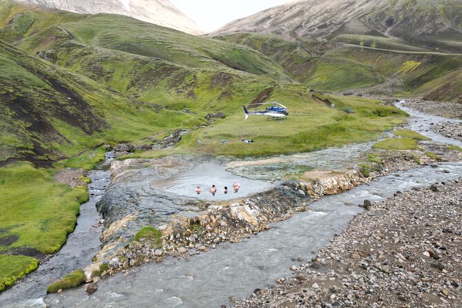Landmarks From Above: Helicopter Tour With Geothermal Bath - Helicopters Aerial Perspectives