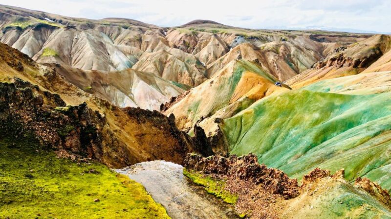 Landmarks From Above: Helicopter Tour With Geothermal Bath - Key Points