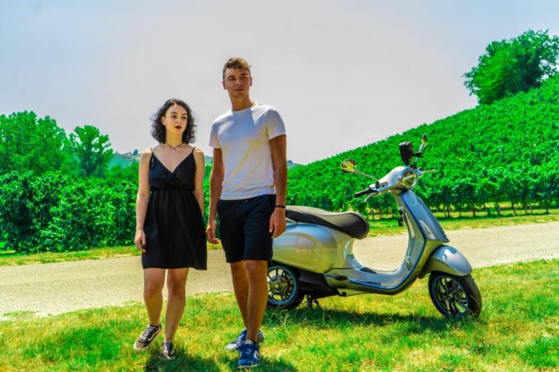 Langhe: Vespa Tour With a Delicious Barolo Wine Tasting - Itinerary Highlights