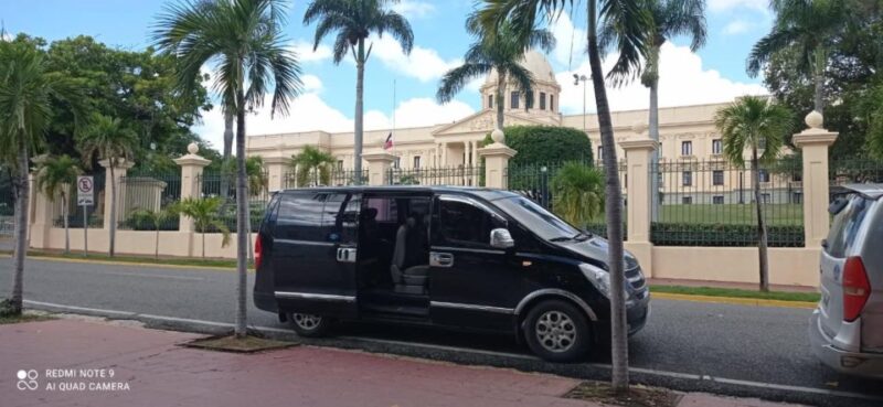 Langkawi Int Airport (Lgk): Transfer to Langkawi Hotels - Vehicle and Driver Information