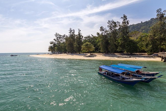 Langkawi Island Hopping Tour With Private Boat & Pickup - Scenic Features of the Islands