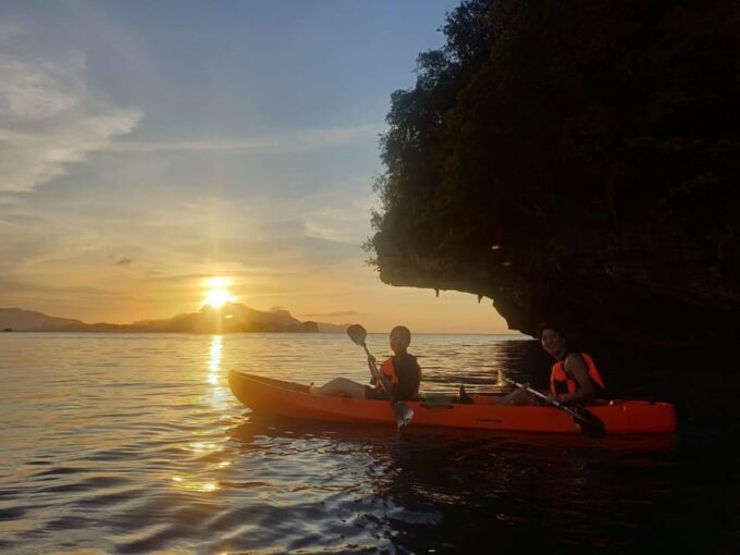 Langkawi: Sunset Kayaking Tour - What to Bring