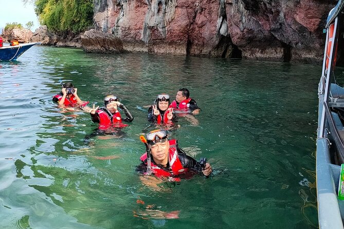 Langkawi Tour A - Land Tour & Pulau Dangli Snorkeling - Mangrove Exploration