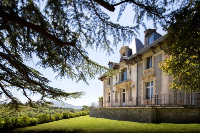 Languedoc: Terroir Tour & Tasting at Domaine De Baronarques - Winemaking Secrets