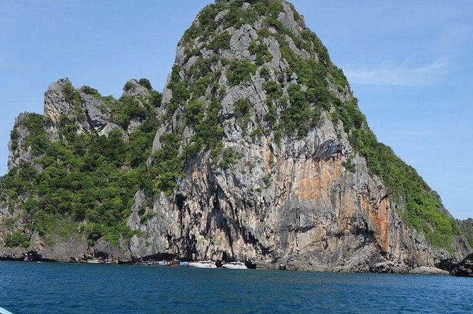 Lanta 4 Islands + Emerald Cave Snorkeling Tour - Meeting and Pickup