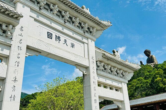 Lantau Island Day Trip: Giant Buddha & Cable Car with Pickup - Who Should Take This Tour?