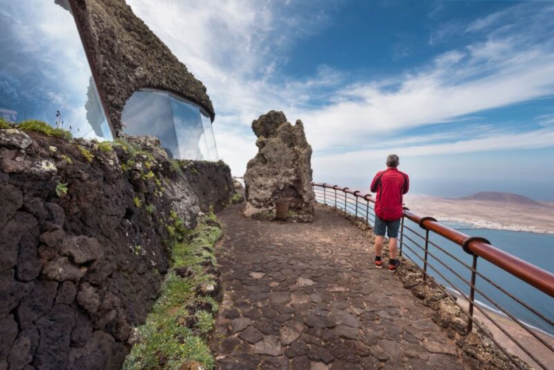 Lanzarote: César Manrique Full-Day Tour - Monumento Al Campesino