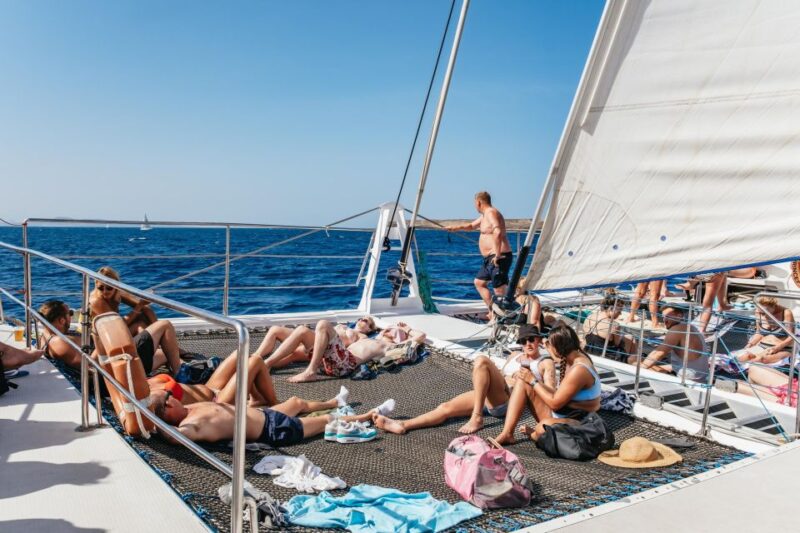 Lanzarote: Day Trip to the Papagayo Beaches by Catamaran - Catamaran Cruise Experience