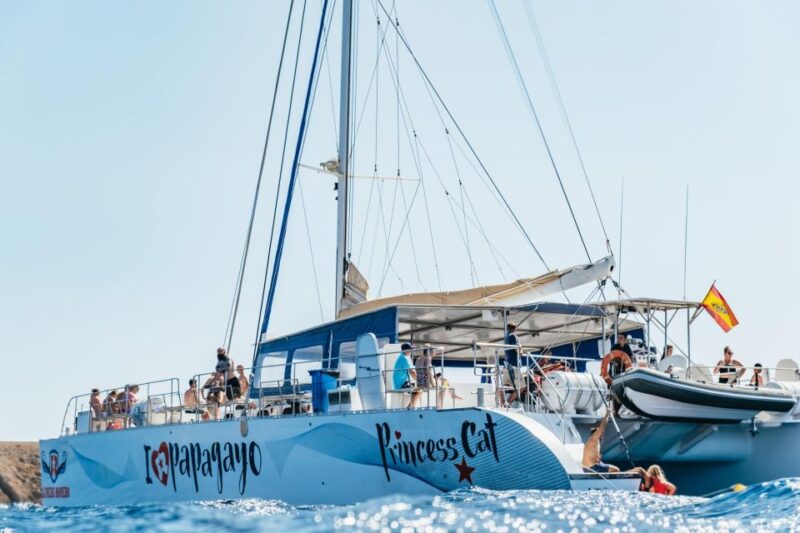 Lanzarote: Day Trip to the Papagayo Beaches by Catamaran - Welcome Cocktail and Open Bar
