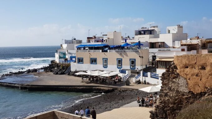 Lanzarote: Fuerteventura Return Ferry Ticket With Bus - Travel Requirements