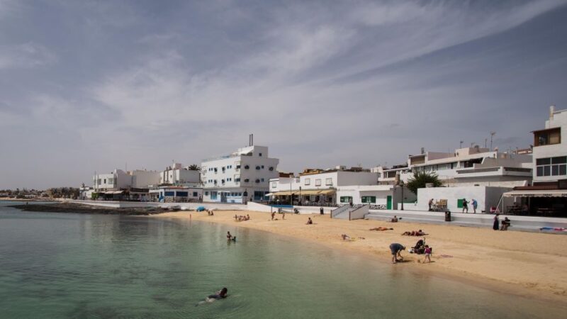 Lanzarote: Fuerteventura Return Ferry Ticket With Bus - Ferry Schedule and Duration